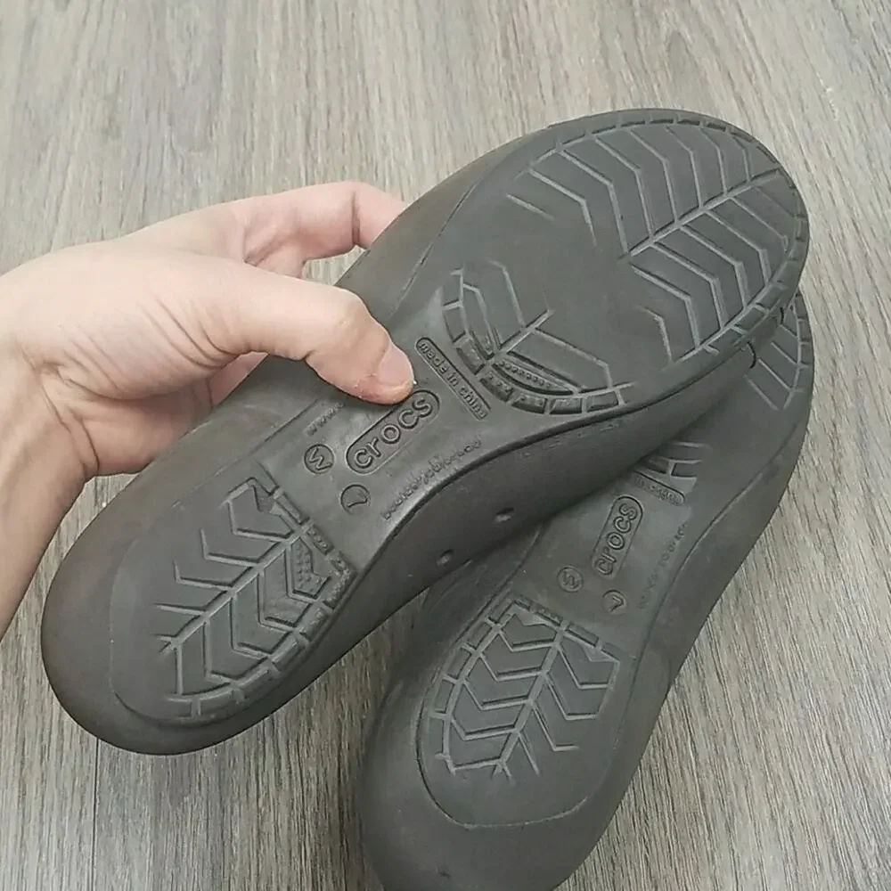 Crocs brown‎ rubber  ballet flats size 7